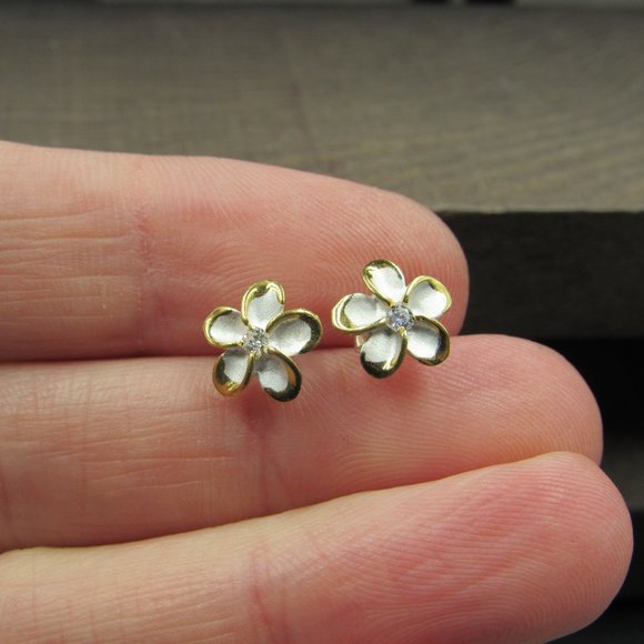 Sterling Silver Two Tone CZ Flower Stud Earrings Vintage - Picture 2 of 7